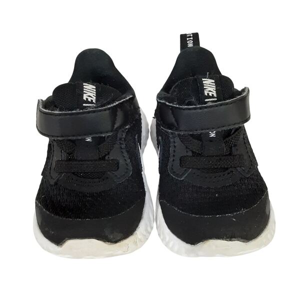 Nike Revolution 5 Black Slip On Sneakers Toddler 2C Running Shoes Gender Neutral - Picture 3 of 8
